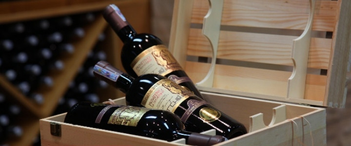 Rượu vang Italy nhập khẩu